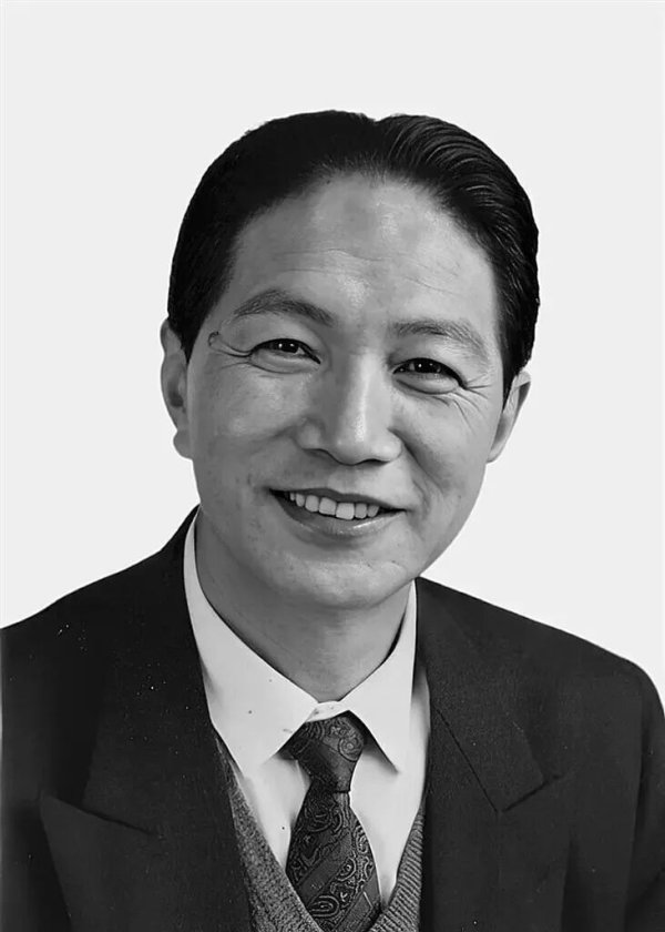 点搭网配资 毕锡桢同志逝世